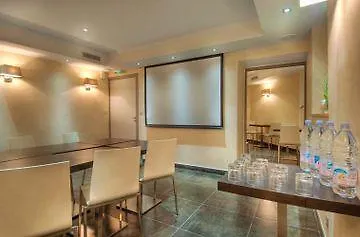克洛德贝尔纳德酒店 3* 巴黎