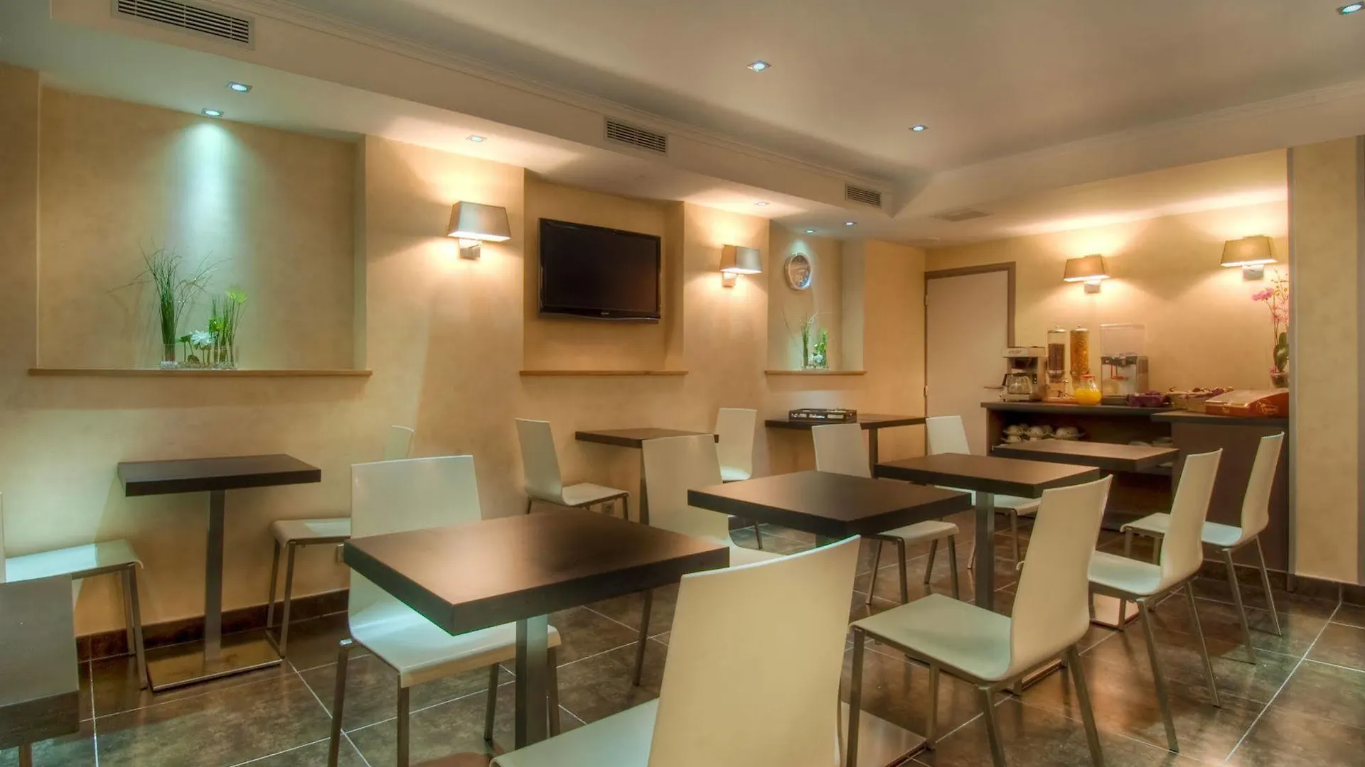 Claude Bernard Saint-germain Hotel 3*